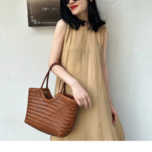 Load image into Gallery viewer, Leather Basket Tote Vacation Bag