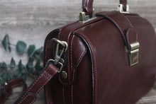 Load image into Gallery viewer, Doctor Handbag Leather Small Bag