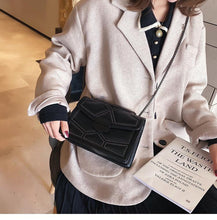 Load image into Gallery viewer, Classic Rivet Chain Crossbody Bag