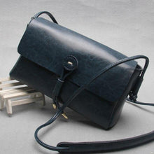 Load image into Gallery viewer, Reich Leather Shoulder Bag