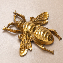 Load image into Gallery viewer, Classic Bee Round Shaped Leather Shoulder Bag