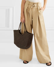 Load image into Gallery viewer, Leather Basket Tote Vacation Bag