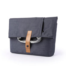 Load image into Gallery viewer, Rove Canvas Messenger Bag
