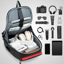 Load image into Gallery viewer, Signature Crossbody Bag