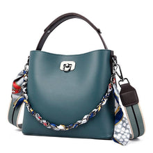 Load image into Gallery viewer, Fashion Ribbons Handbags Women Chain Small Shoulder Bags Luxury Crossbody Bags