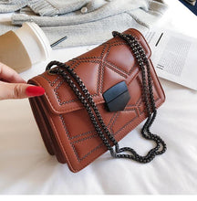 Load image into Gallery viewer, Classic Rivet Chain Crossbody Bag
