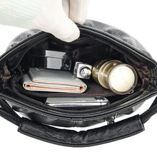 Load image into Gallery viewer, High Quality Genuine Leather Women Shoulder Bag Casual Small Crossbody Purse
